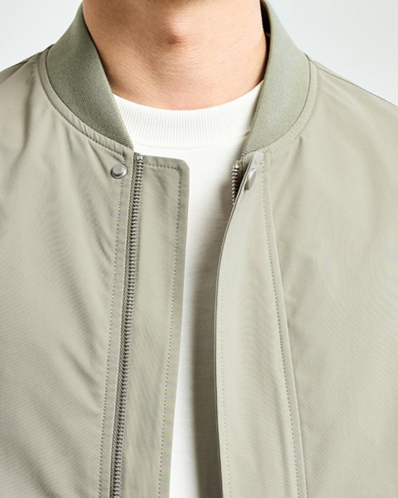 Chamarra Bomber Minimalista para Hombre